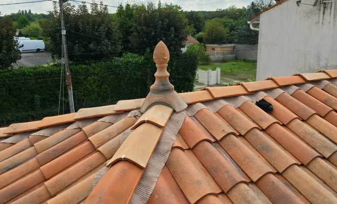 Changement d'une couverture complète Royan, Royan, Jean Couverture